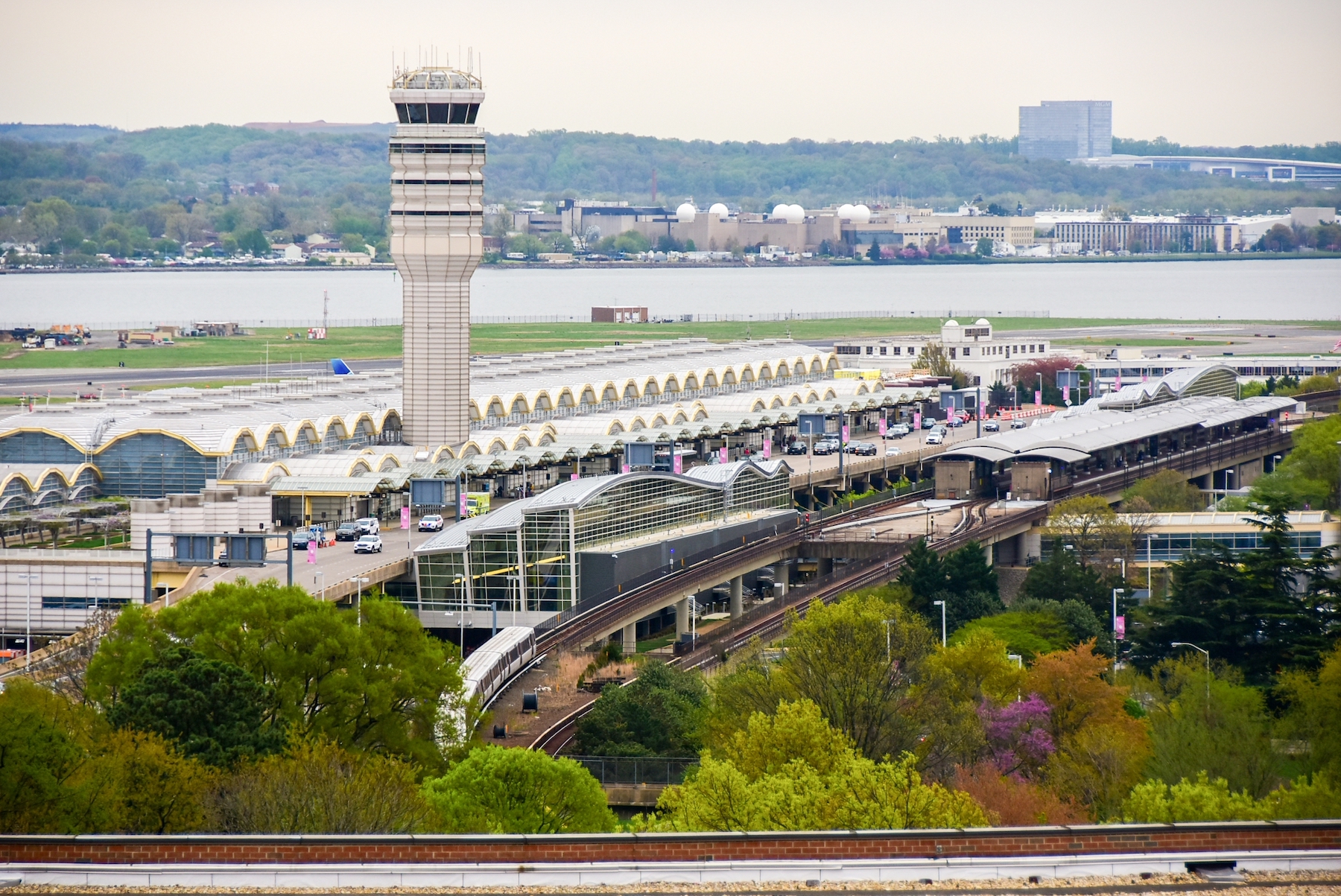 Latest: Regional Jet Down in Potomac River